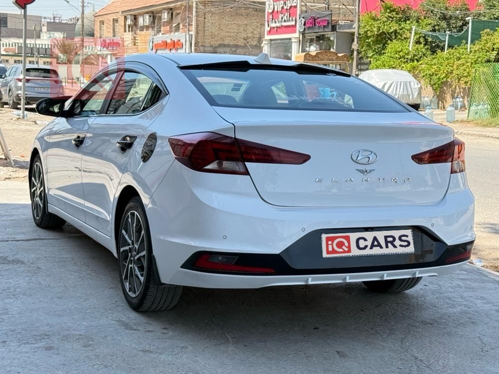 هيونداي النترا